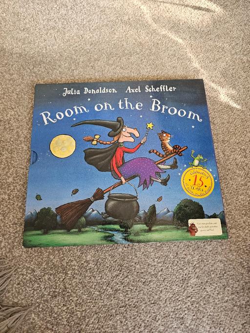  — Room on the broom special edition