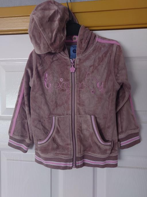  — Girls brown/pink hoody size 3 years