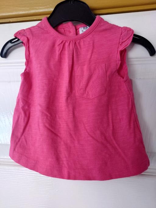  — Baby girls pink top size up to 1 month