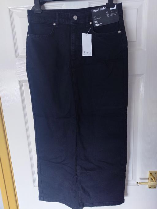  — Women's black denim maxi skirt size 12