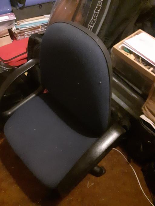  — computer/office chair