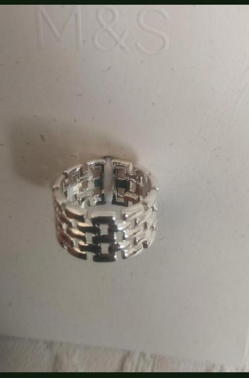  — M&S ring