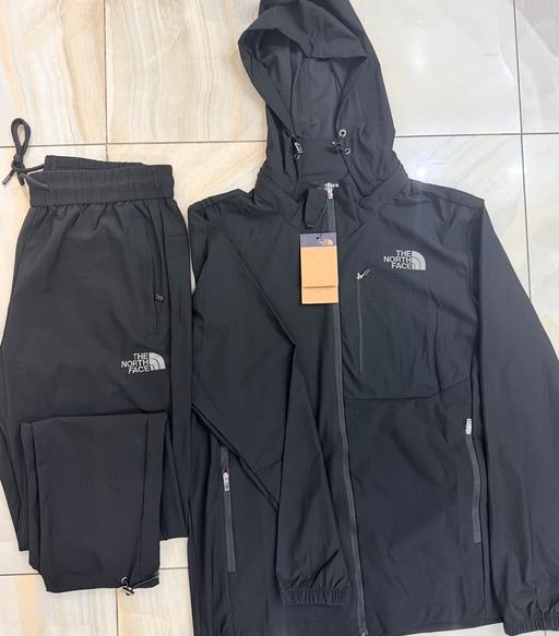  — Mens tracksuit