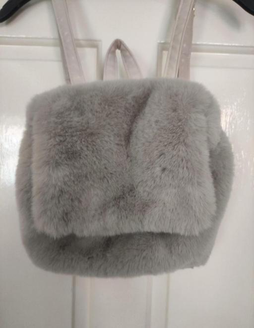  — Beautiful back pack bag