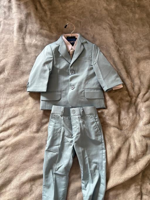  — 6-9 months old 5 pieces suit