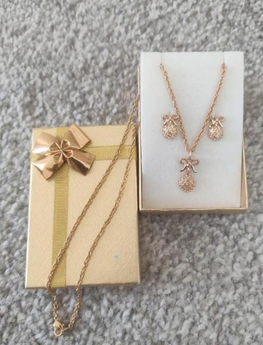  — Beautiful jewellery set