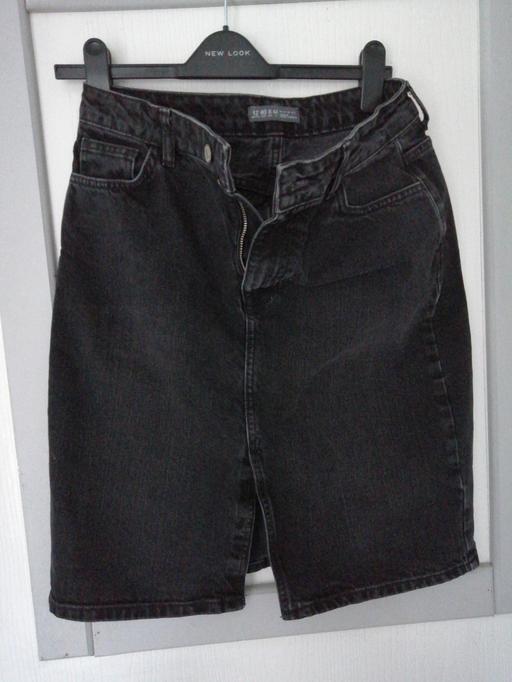  — ladies skirt size *12*