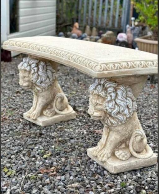  — Lion Bench