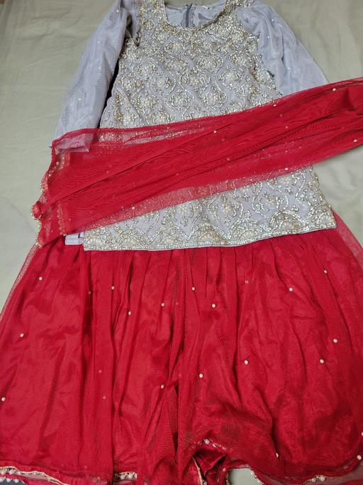 — Girls wedding clothes  kmeez and shrara
