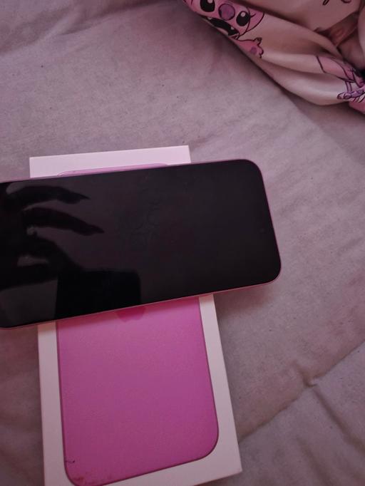  — pink iphone 16 plus