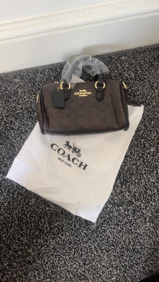  — Mini coach bag