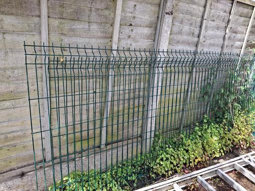  — mesh fencing