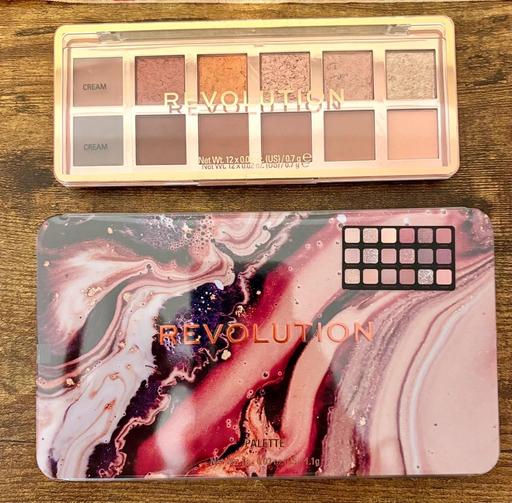  — Eyeshadow Palettes