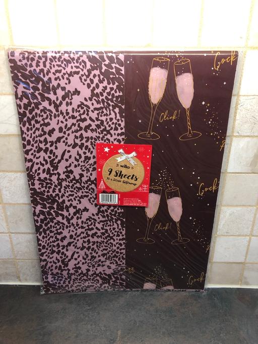  — Gift Wrapping Paper 9 Sheets
