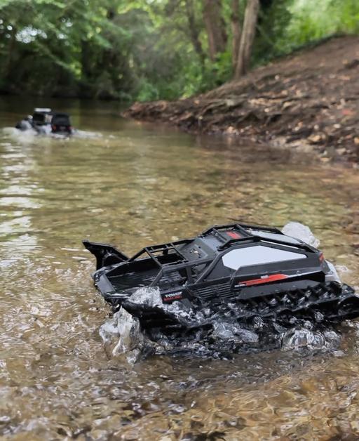  — RC Car 1/18  Amphibious Tank 360 Land & Water