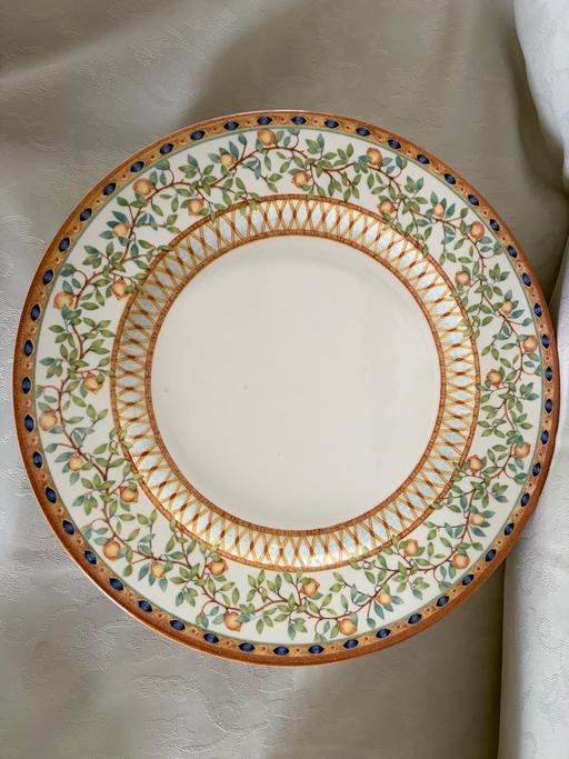  — Lemon Tree Design Dinner Set