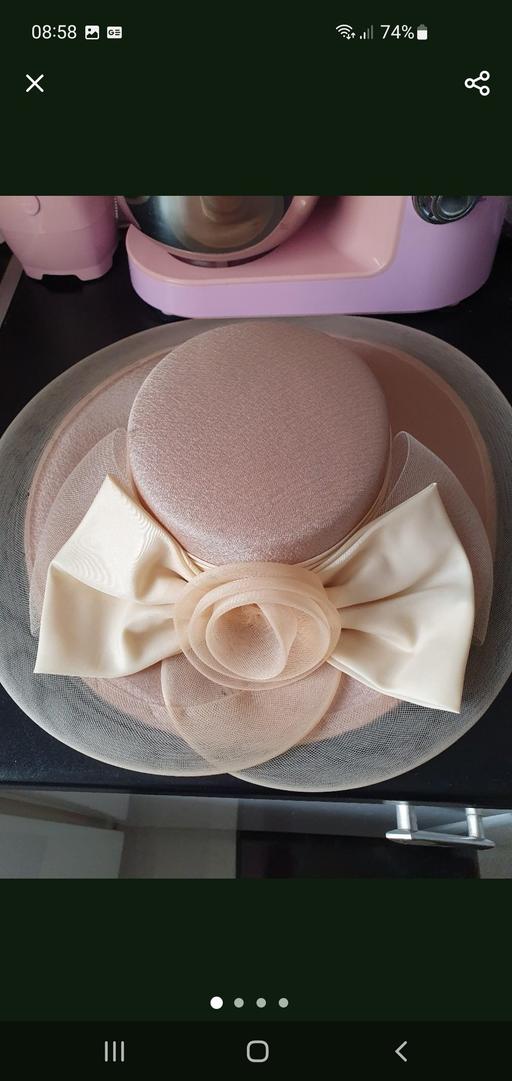  — ladies vintage hat
