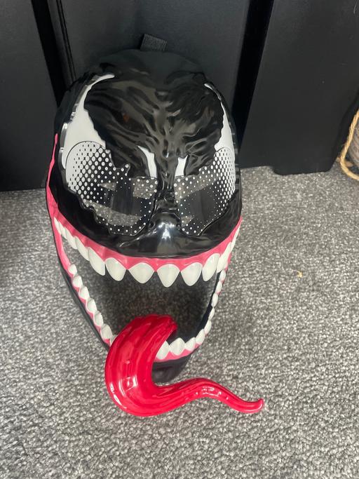  — Great mask