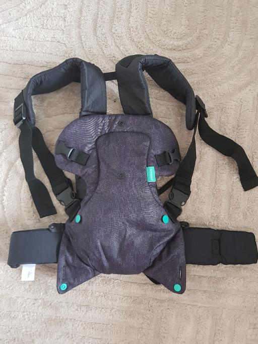  — baby carrier