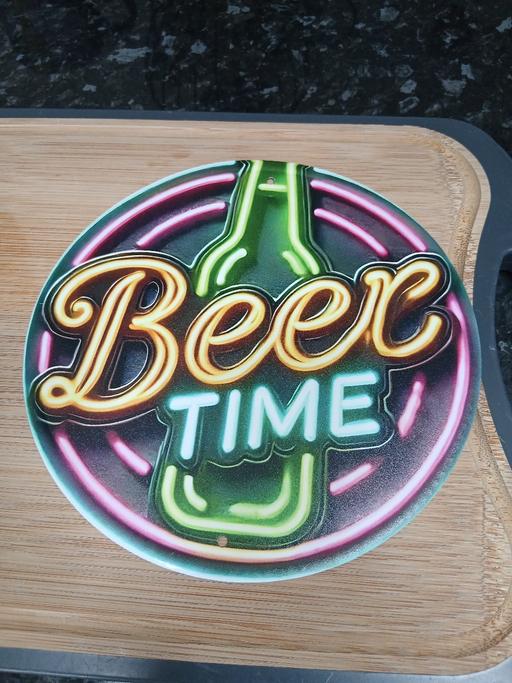  — Wall Plaque Like New