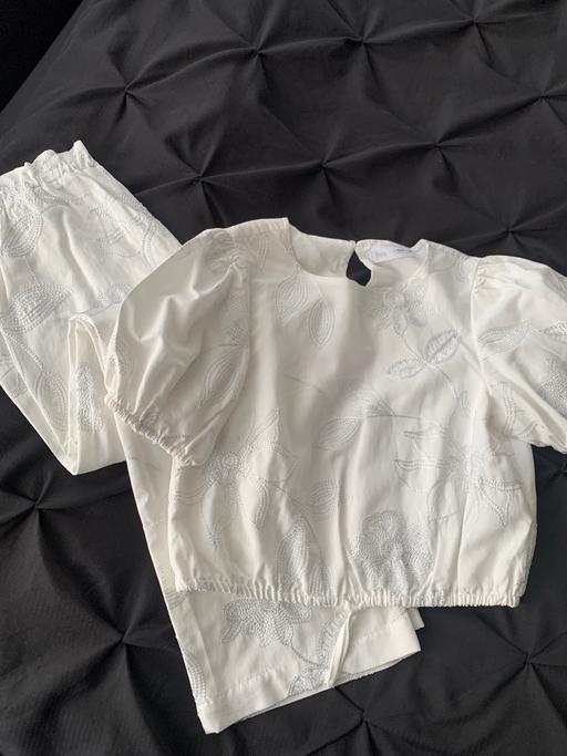  — Zara top & trousers