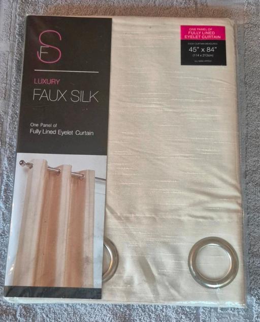  — Beige cream faux silk single curtain 45x84
