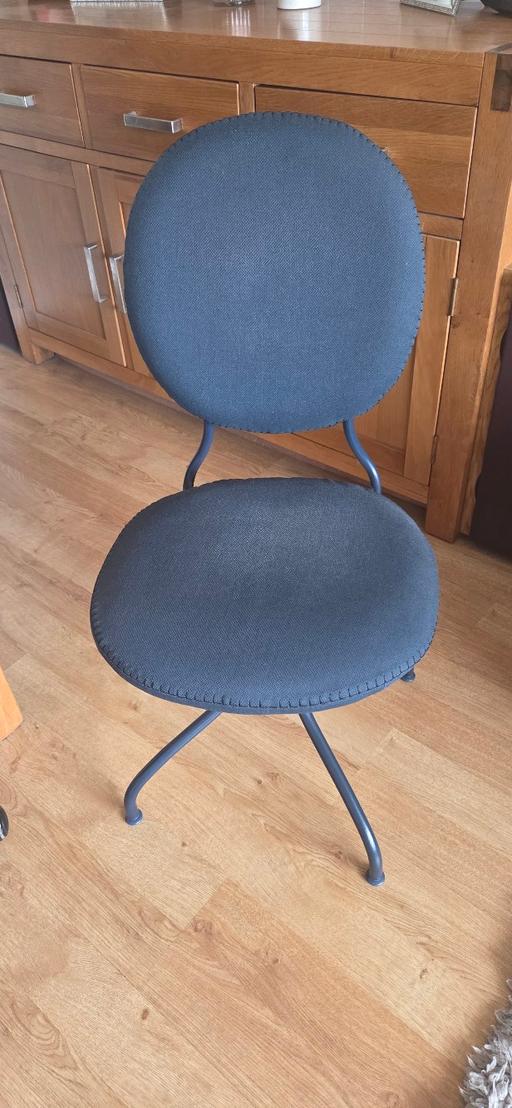  — Desk chair / swivel chair from Ikea
