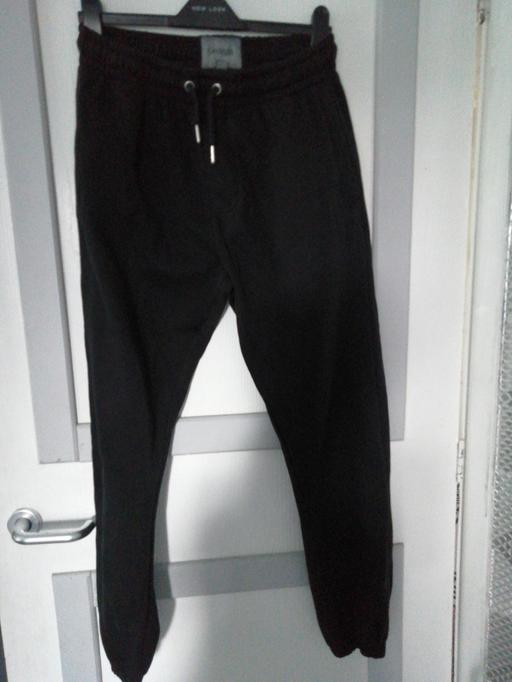  — Men's Joggers size *M*