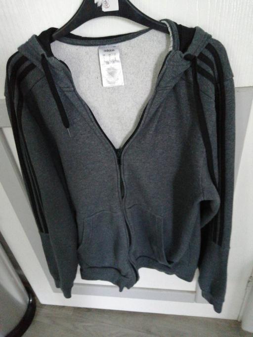  — Men's size *L*