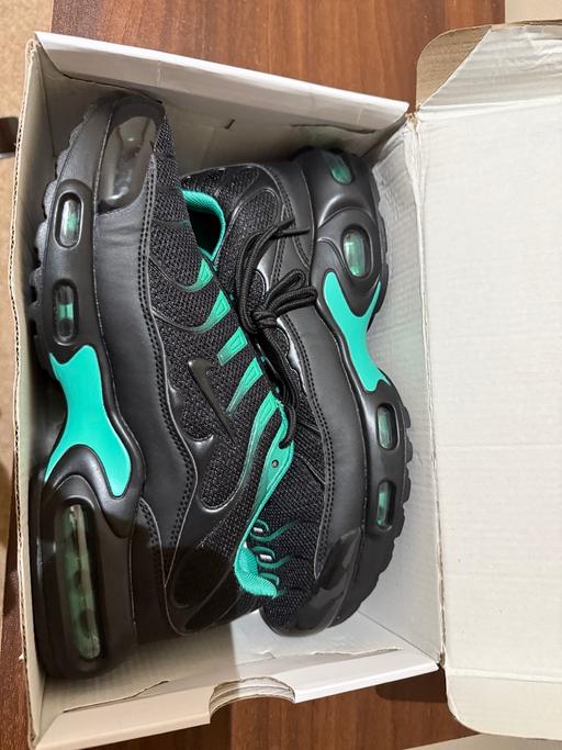  — Nike tn air