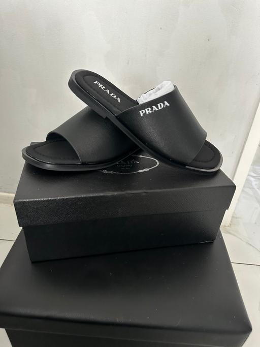  — Prada sliders