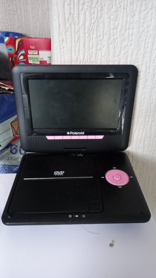  — portable dvd player