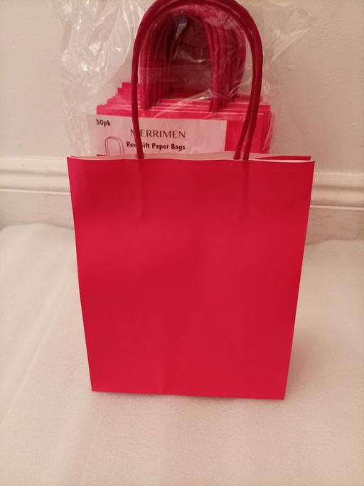  — 100 Packs Red Paper Gift Bags with Handles