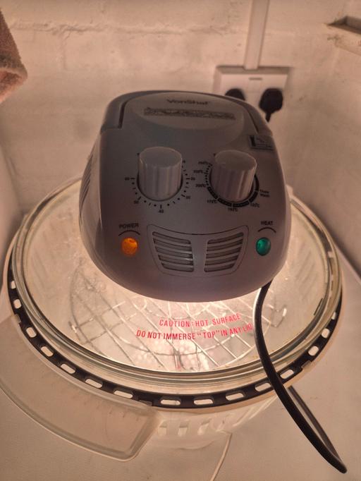 — Halogen Oven