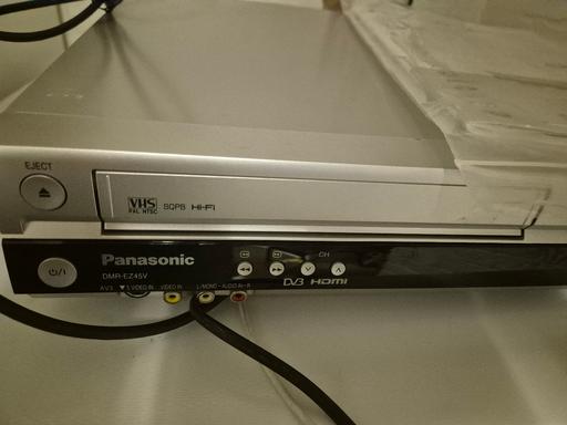  — Video/DVD player