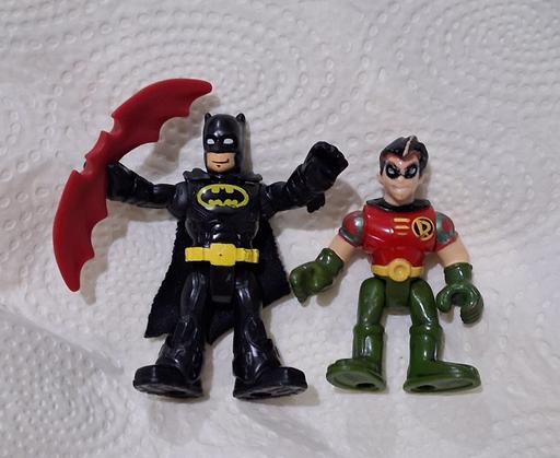  — Batman + Robin figures