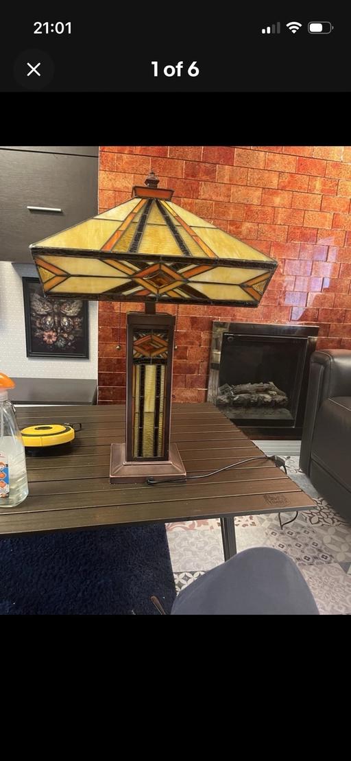  — Tiffany style lamp