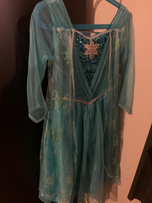  — Disney dress up