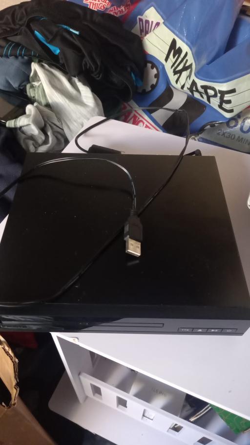  — dvd player