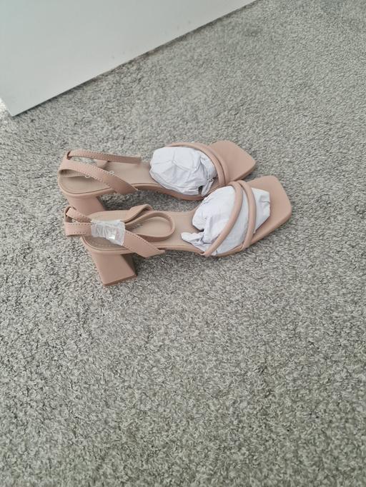  — Brand new Nude sandles Size 6