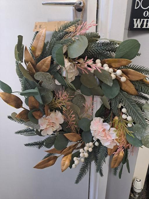  — large wreath new