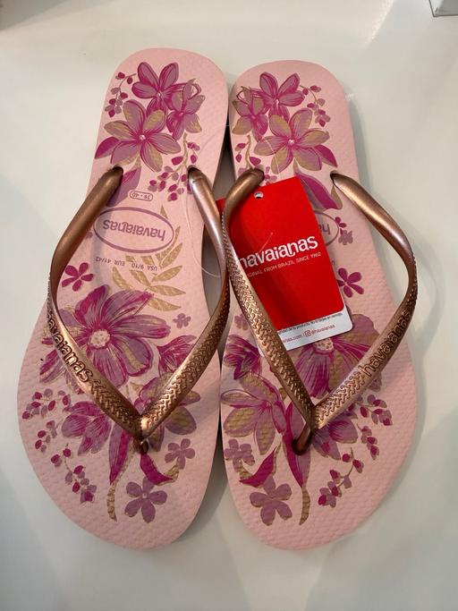  — Havaianas Floral Rose Gold Flip Flops