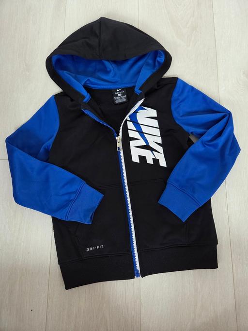 — Age 5-6 NIKE jacket