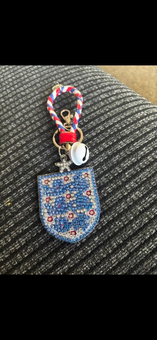  — Handmade England keyring