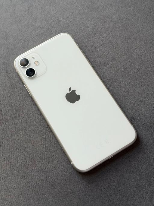  — White iPhone 11 64GB