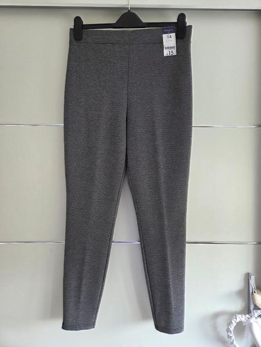  — 🌟NEW🌟 Size 14 MATALAN trousers leggings