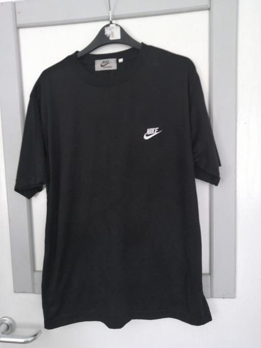  — Men's size *L*