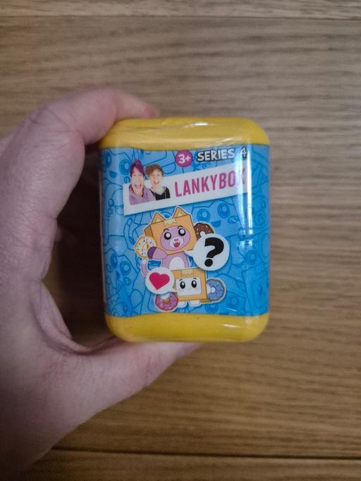  — new LankyBox Mystery Squishy