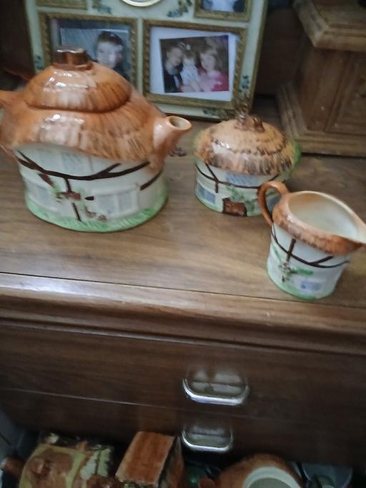  — old tea set marked on nottom