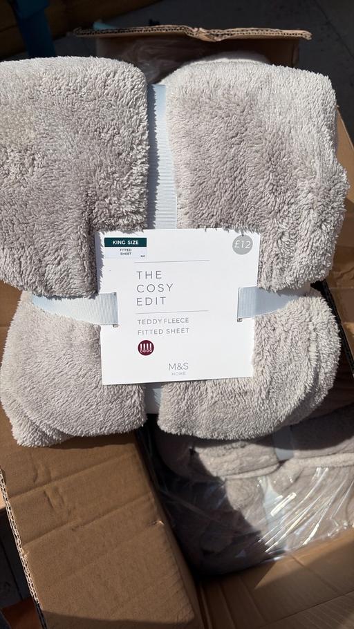  — Kingsize Teddy deep fitted  sheet